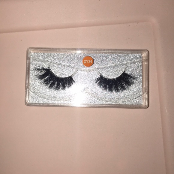 Lashes bundle sale - Picture 5 of 5